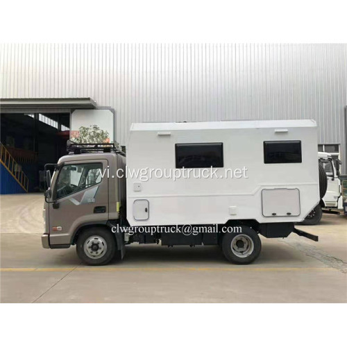 Trailer cắm trại xuyên quốc gia với nhà vệ sinh